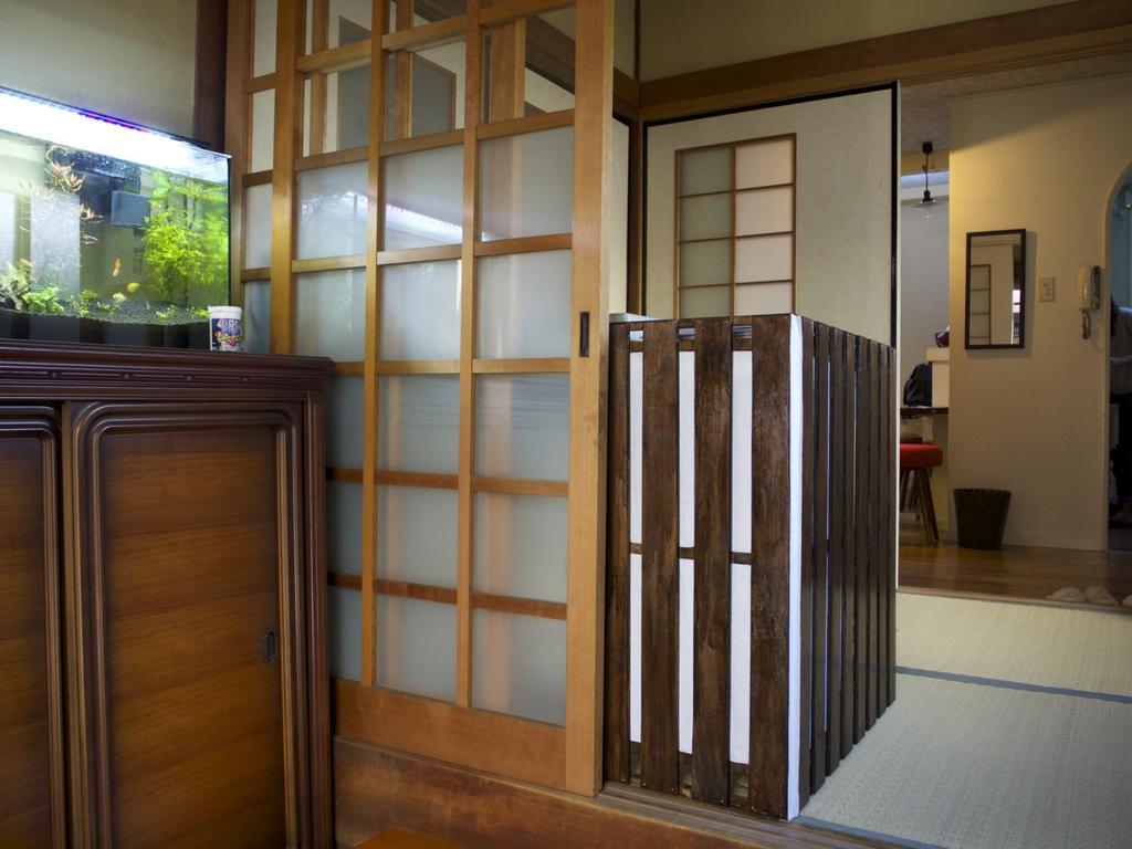 Guesthouse Ten-Roku - Female Only Osaka Bagian luar foto